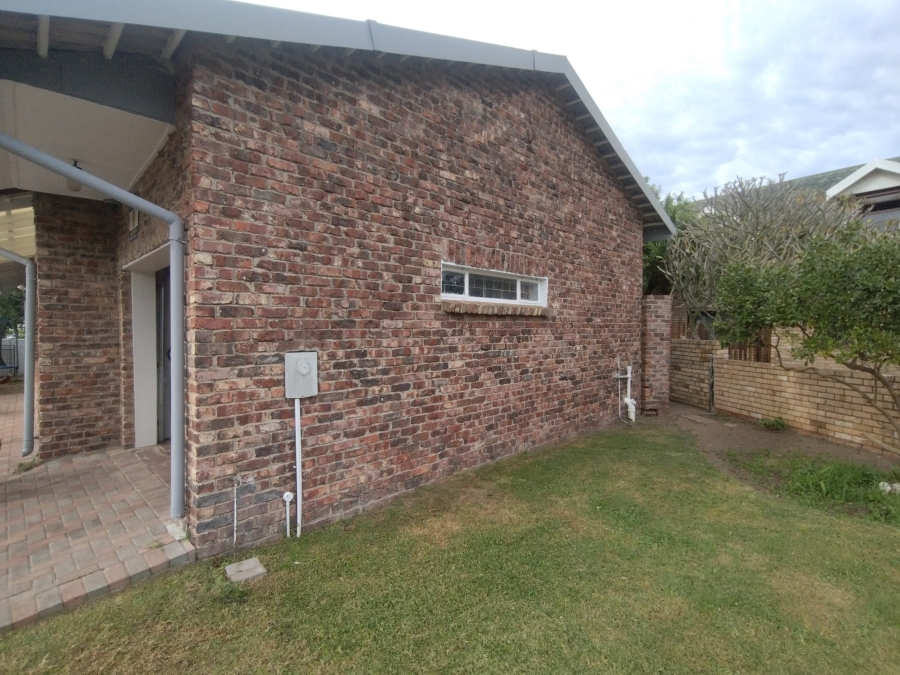 3 Bedroom Property for Sale in Aston Bay Eastern Cape